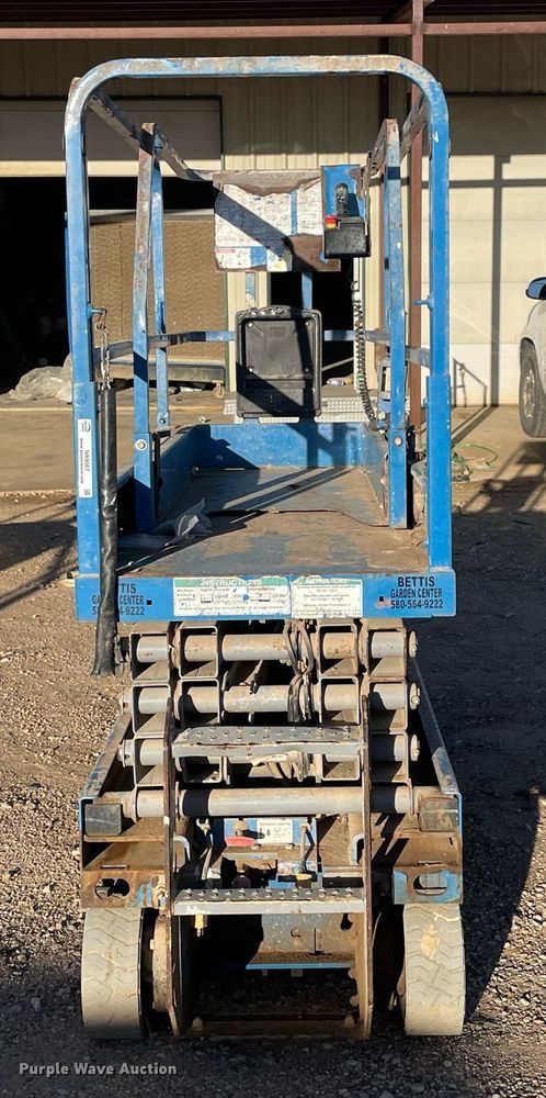 image for item NA9567 2016 Genie GS-1930  scissor lift