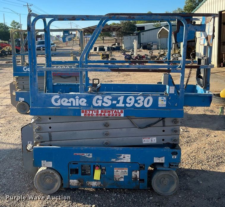 image for item NA9567 2016 Genie GS-1930  scissor lift