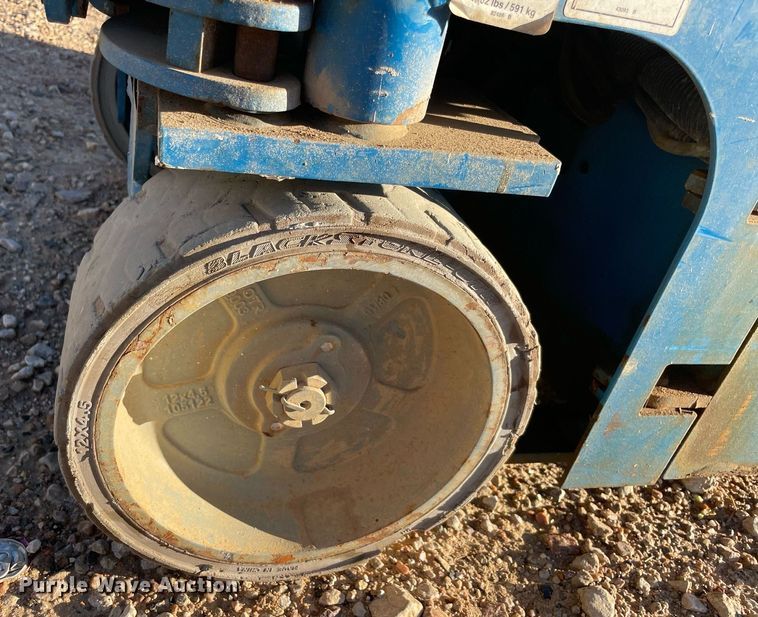 image for item NA9567 2016 Genie GS-1930  scissor lift