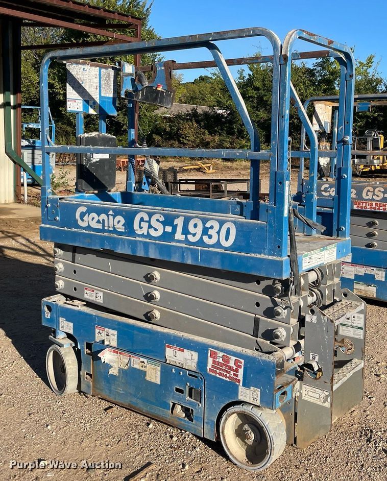 image for item NA9568 2016 Genie GS-1930  scissor lift
