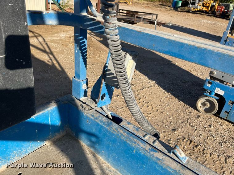 image for item NA9568 2016 Genie GS-1930  scissor lift