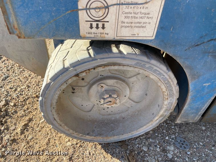 image for item NA9568 2016 Genie GS-1930  scissor lift