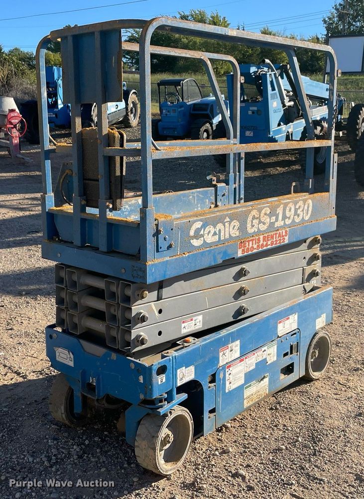 image for item NA9569 Genie GS-1930  scissor lift
