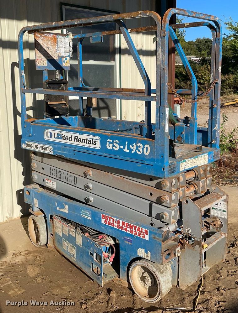 image for item NA9570 Genie GS-1930  scissor lift