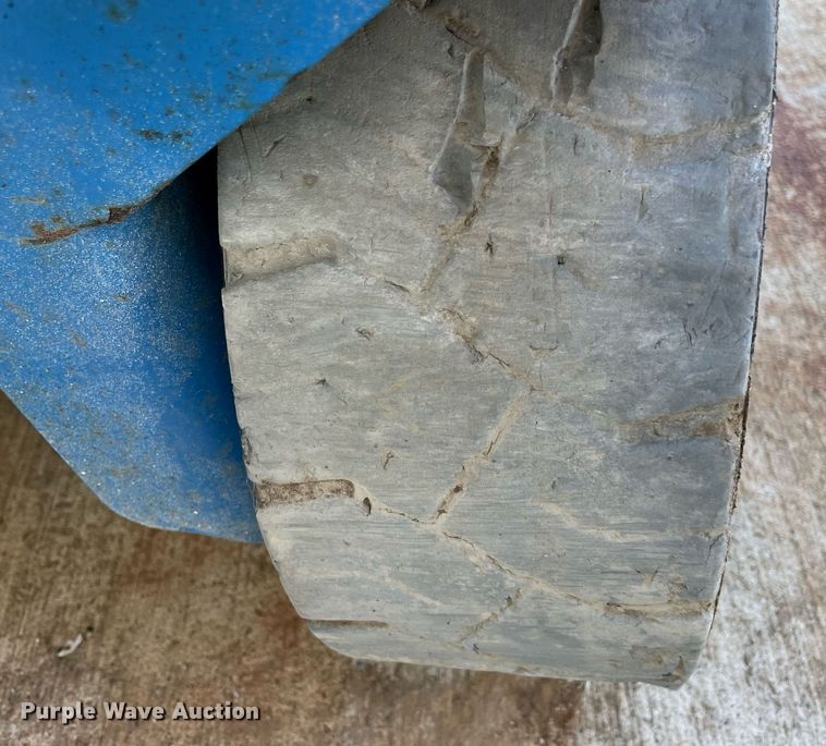 image for item NA9575 2017 Genie GS-2632  scissor lift