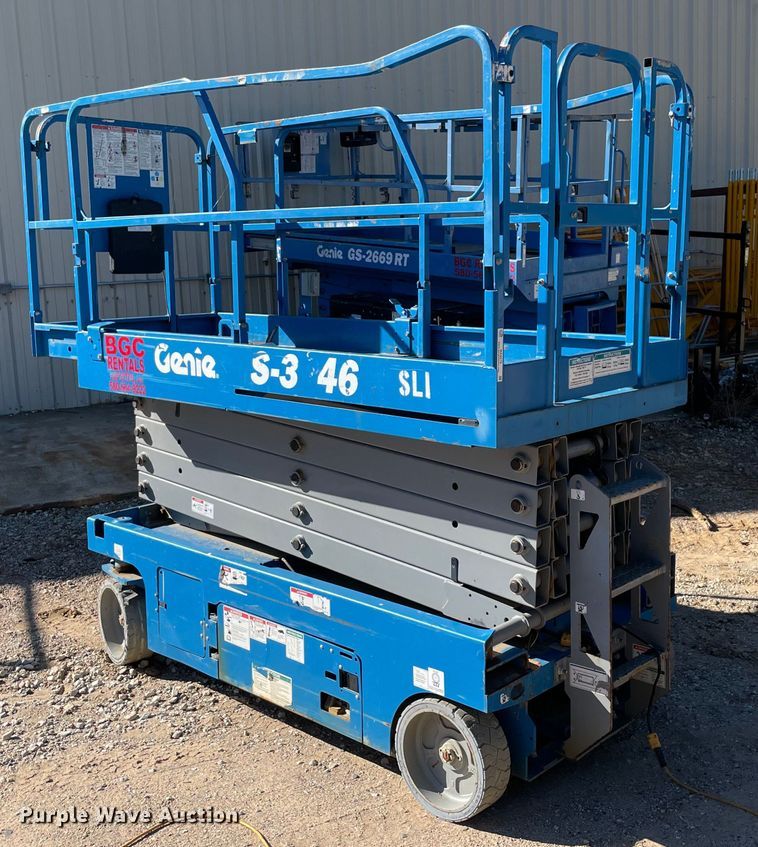 image for item NA9576 2017 Genie GS-3246  scissor lift