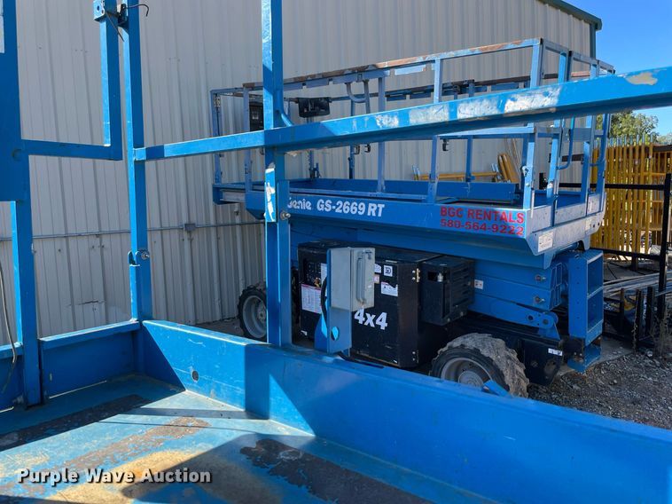 image for item NA9576 2017 Genie GS-3246  scissor lift