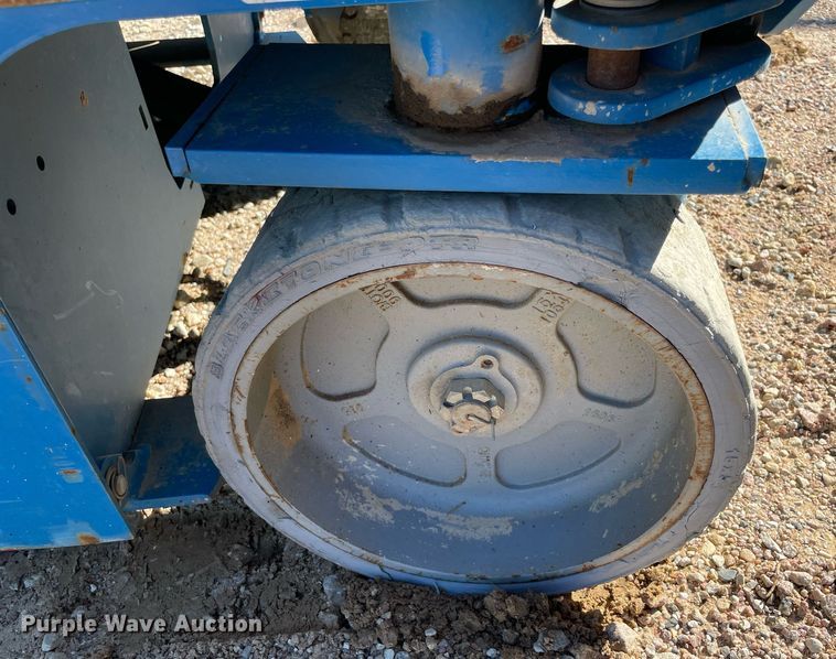 image for item NA9576 2017 Genie GS-3246  scissor lift