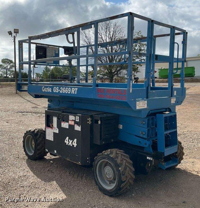 image for item NA9578 2017 Genie GS-2669RT  scissor lift