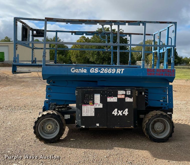 image for item NA9578 2017 Genie GS-2669RT  scissor lift
