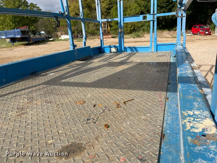 image for item NA9578 2017 Genie GS-2669RT  scissor lift