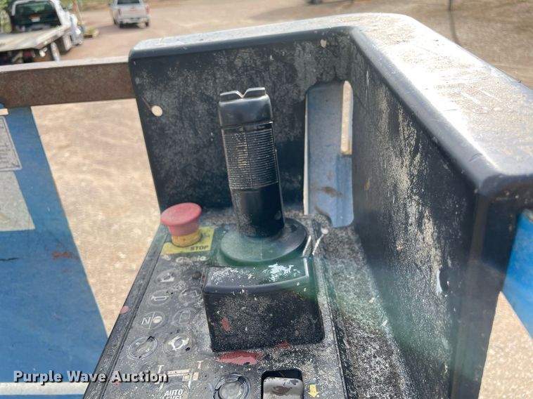 image for item NA9578 2017 Genie GS-2669RT  scissor lift