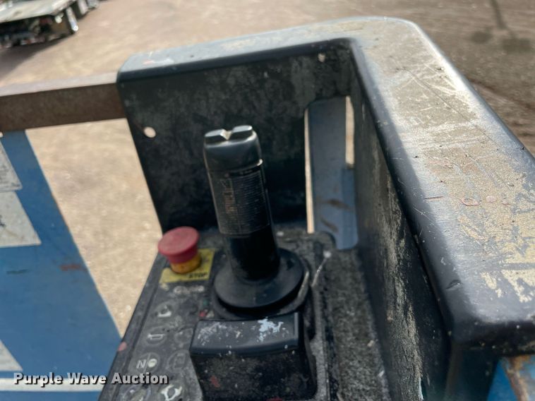 image for item NA9578 2017 Genie GS-2669RT  scissor lift