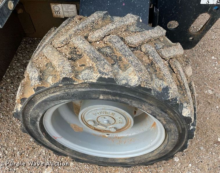 image for item NA9578 2017 Genie GS-2669RT  scissor lift