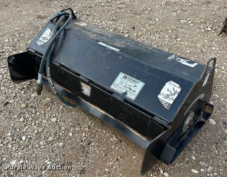 image for item NA9588 Compact utility loader tiller