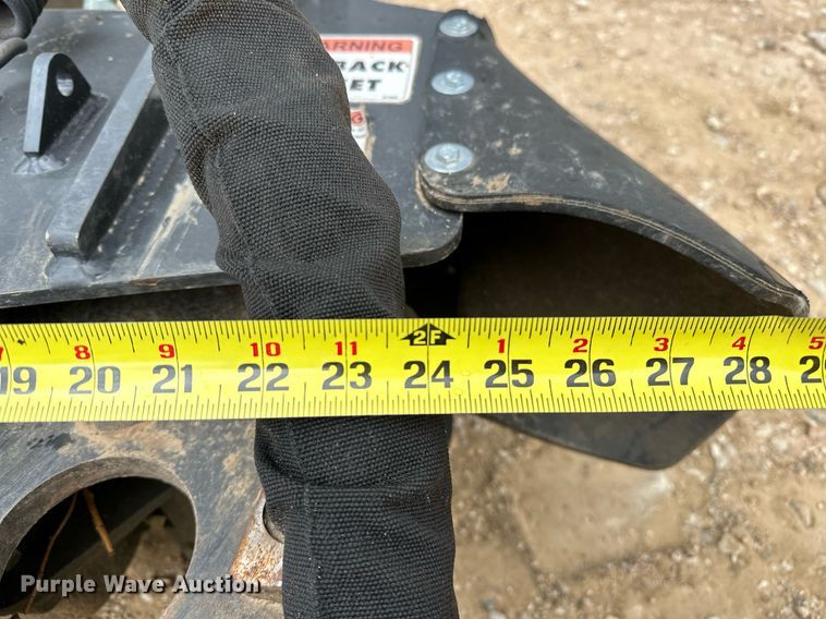 image for item NA9601 Stumper 240  Compact utility loader stump grinder