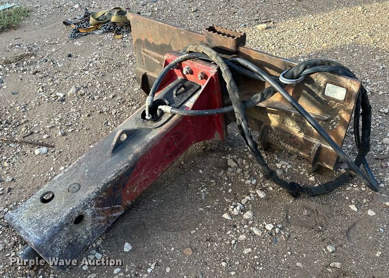 image for item NA9604 2013 Atlas Copco RX4  skid steer breaker