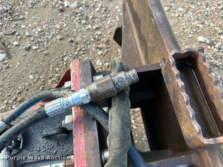 image for item NA9604 2013 Atlas Copco RX4  skid steer breaker