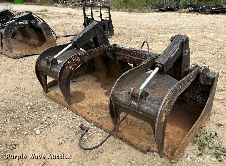 image for item NA9611 Blue Diamond Extreme Duty  skid steer grapple bucket