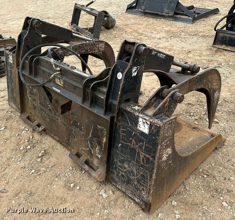 image for item NA9611 Blue Diamond Extreme Duty  skid steer grapple bucket