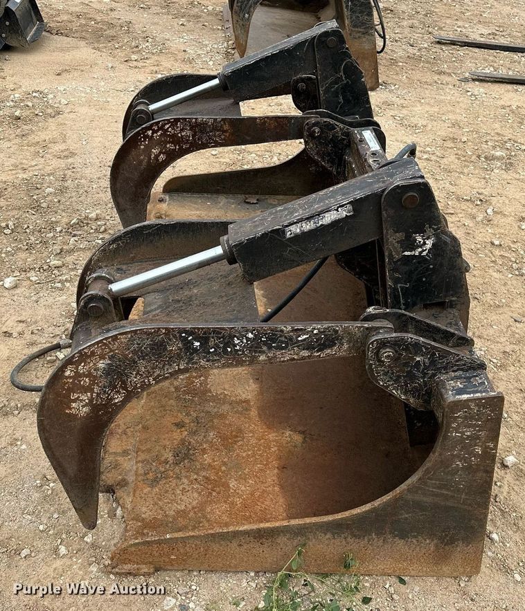 image for item NA9611 Blue Diamond Extreme Duty  skid steer grapple bucket