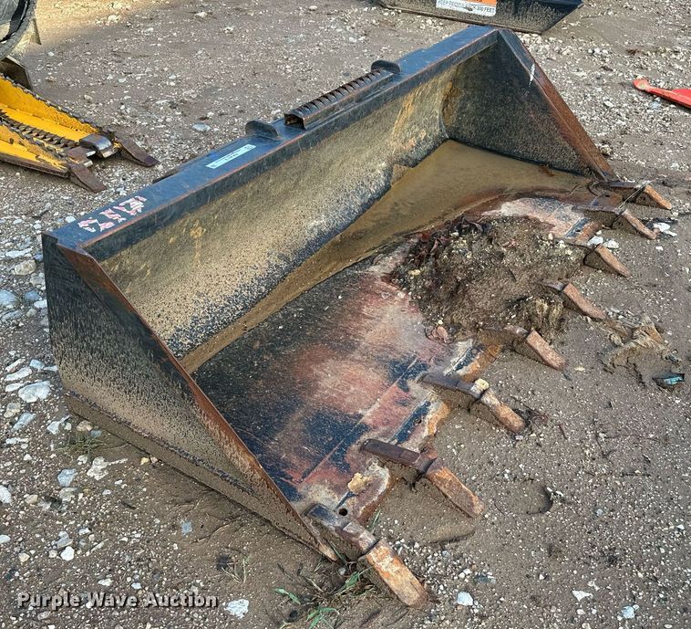 image for item NA9612 Skid steer bucket
