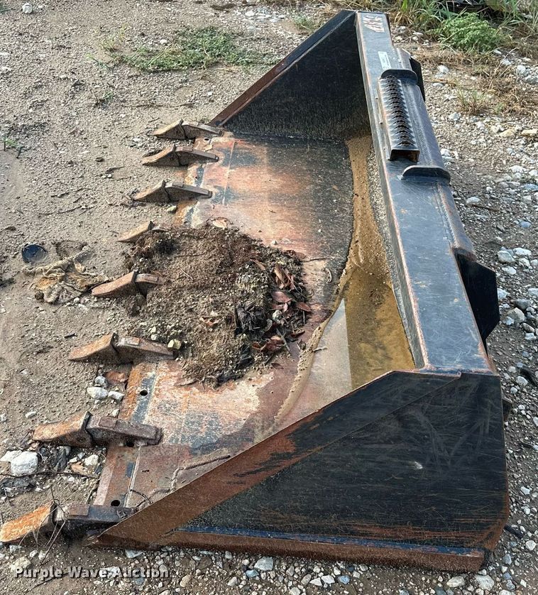 image for item NA9612 Skid steer bucket