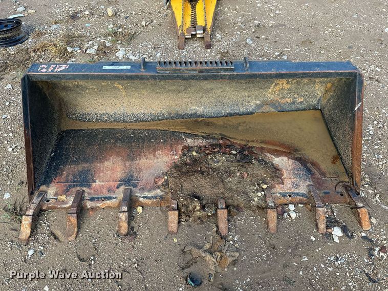 image for item NA9612 Skid steer bucket