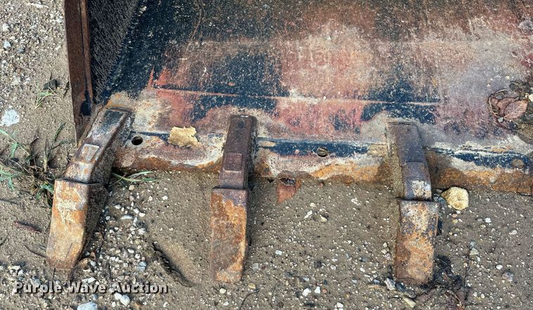 image for item NA9612 Skid steer bucket