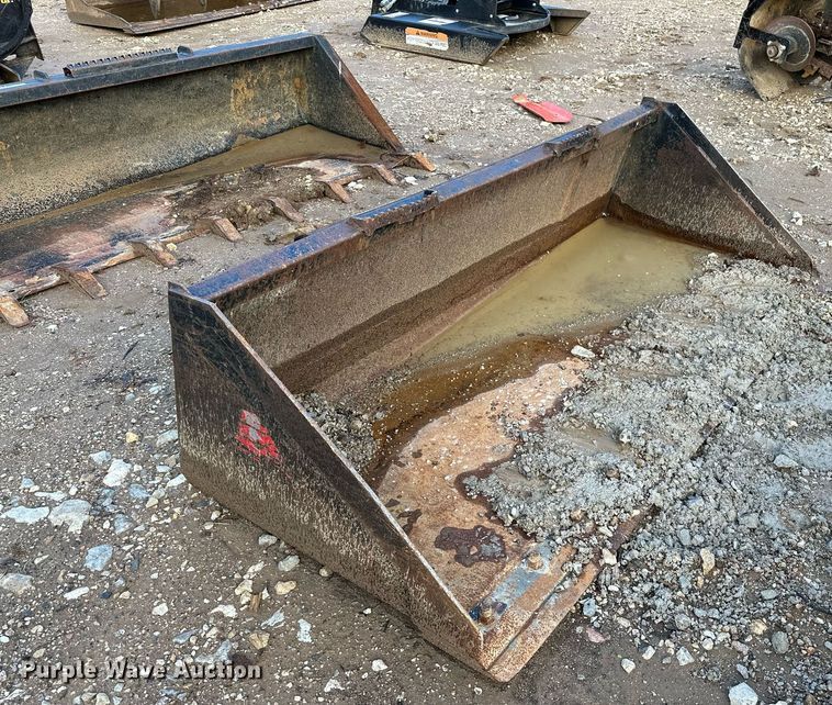 image for item NA9613 Skid steer bucket