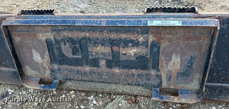 image for item NA9613 Skid steer bucket