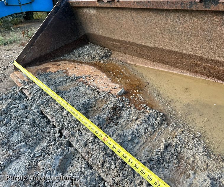 image for item NA9613 Skid steer bucket