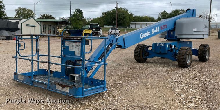 image for item NA9623 2017 Genie S-45  boom lift