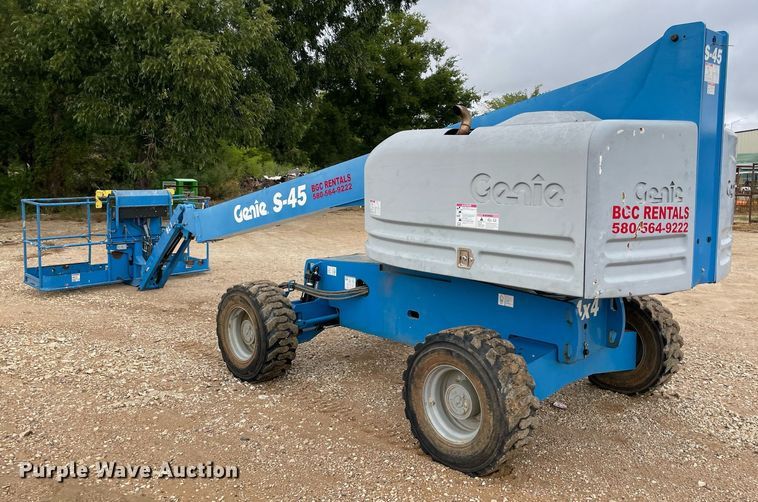 image for item NA9623 2017 Genie S-45  boom lift