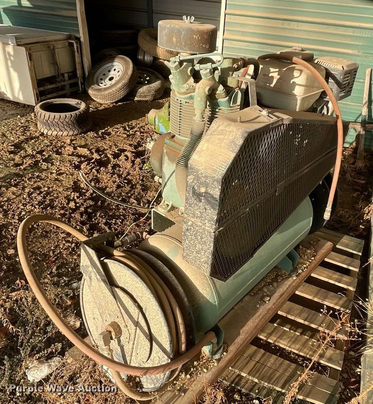 image for item NA9635 2016 Champion R Series  air compressor