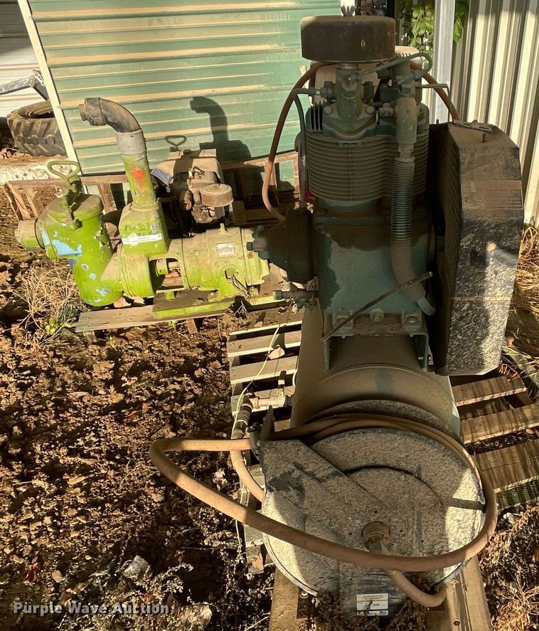 image for item NA9635 2016 Champion R Series  air compressor