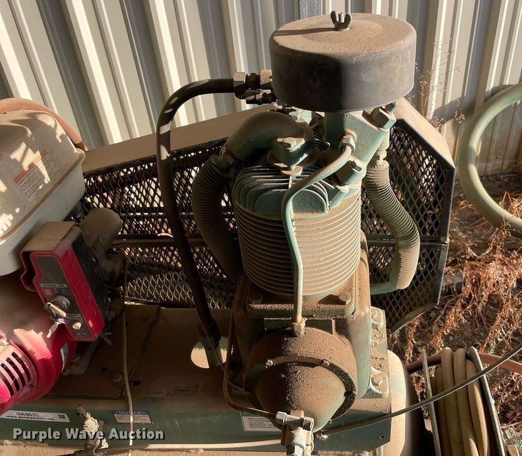 image for item NA9635 2016 Champion R Series  air compressor