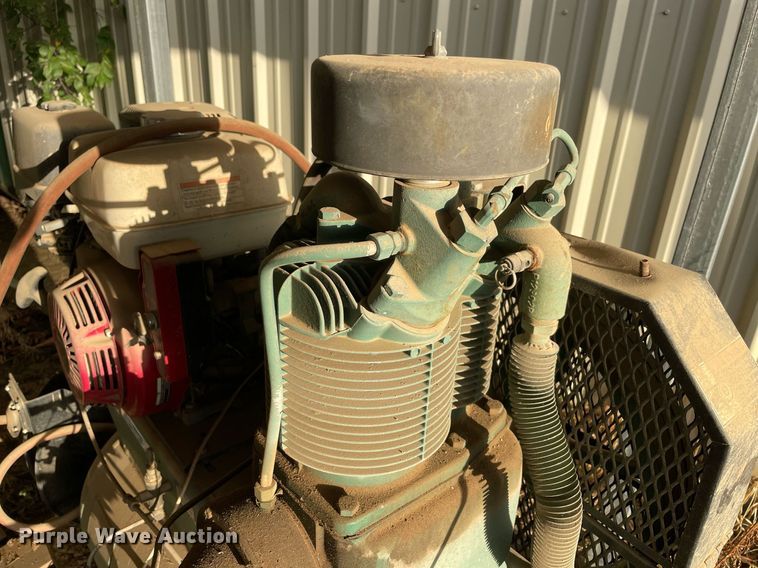 image for item NA9635 2016 Champion R Series  air compressor