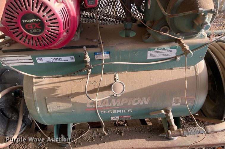 image for item NA9635 2016 Champion R Series  air compressor