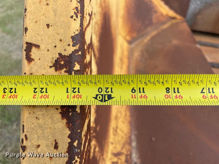 image for item NA9665 Ingersoll Rand Blaw-Knox PF-875  paver