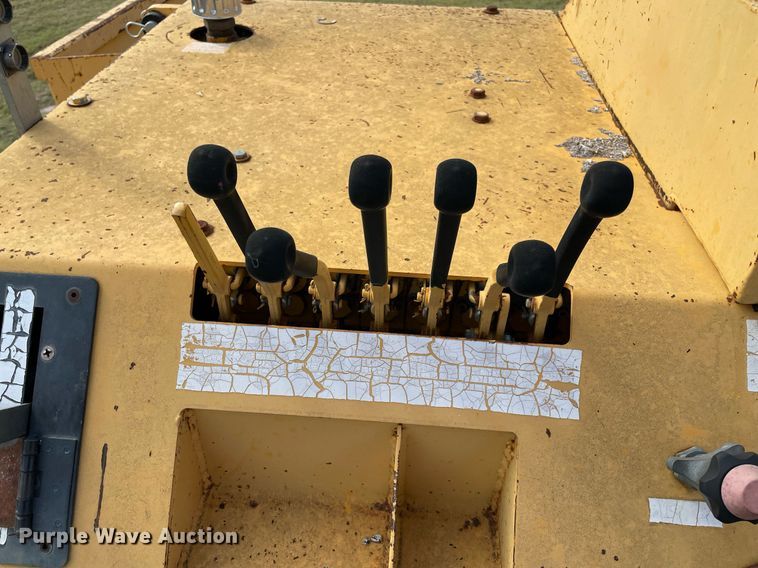 image for item NA9665 Ingersoll Rand Blaw-Knox PF-875  paver