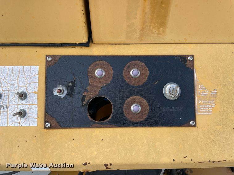 image for item NA9665 Ingersoll Rand Blaw-Knox PF-875  paver