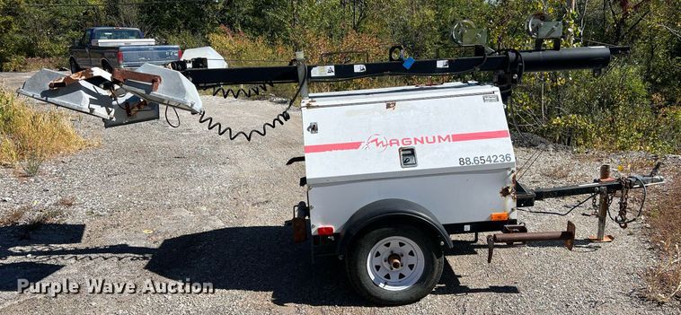 image for item NI9027 2005 Magnum  4060M-MH light plant