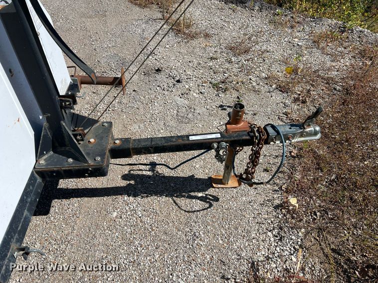 image for item NI9027 2005 Magnum  4060M-MH light plant