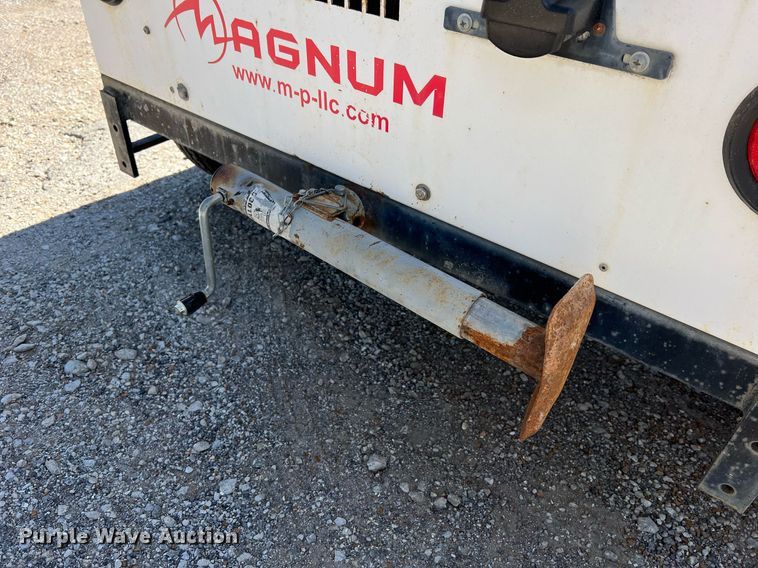 image for item NI9027 2005 Magnum  4060M-MH light plant