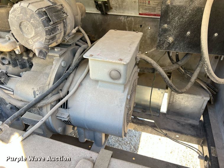 image for item NI9027 2005 Magnum  4060M-MH light plant