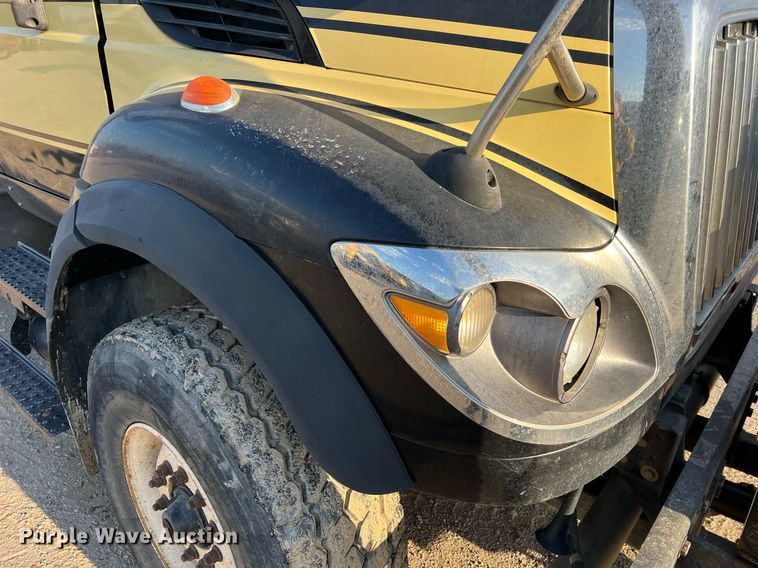 image for item NI9028 2009 International WorkStar 7600  vacuum truck