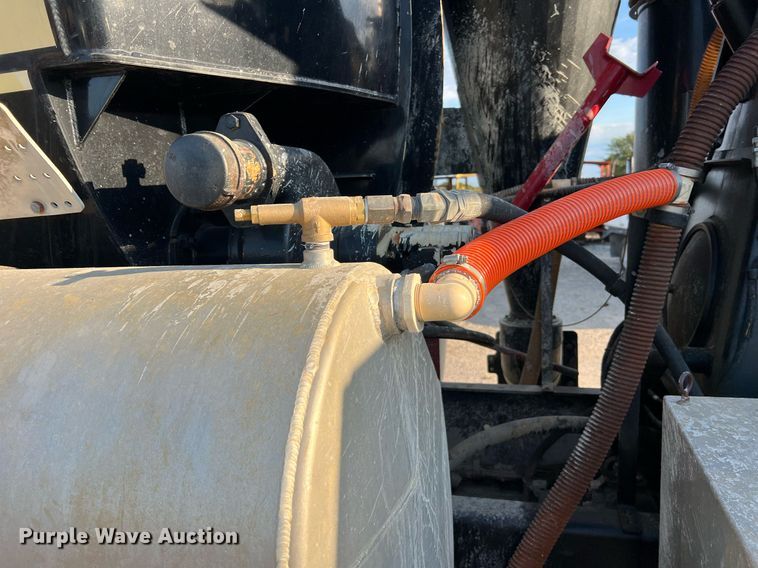 image for item NI9028 2009 International WorkStar 7600  vacuum truck