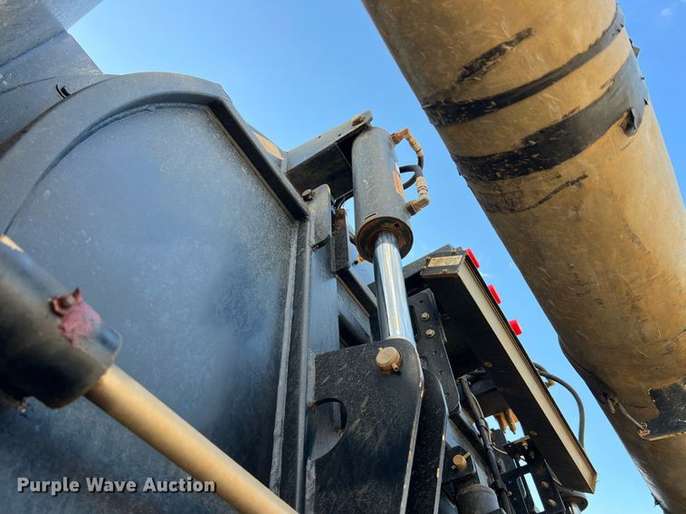 image for item NI9028 2009 International WorkStar 7600  vacuum truck