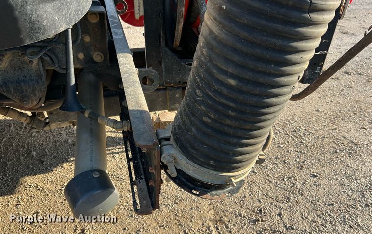 image for item NI9028 2009 International WorkStar 7600  vacuum truck